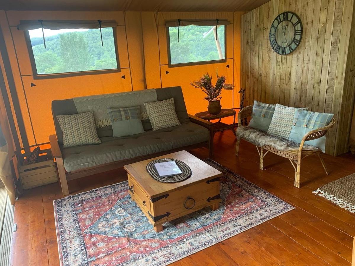 Mountain View Safari Tent With Hot Tub In The Heart Of Snowdonia Dolgellau Eksteriør billede