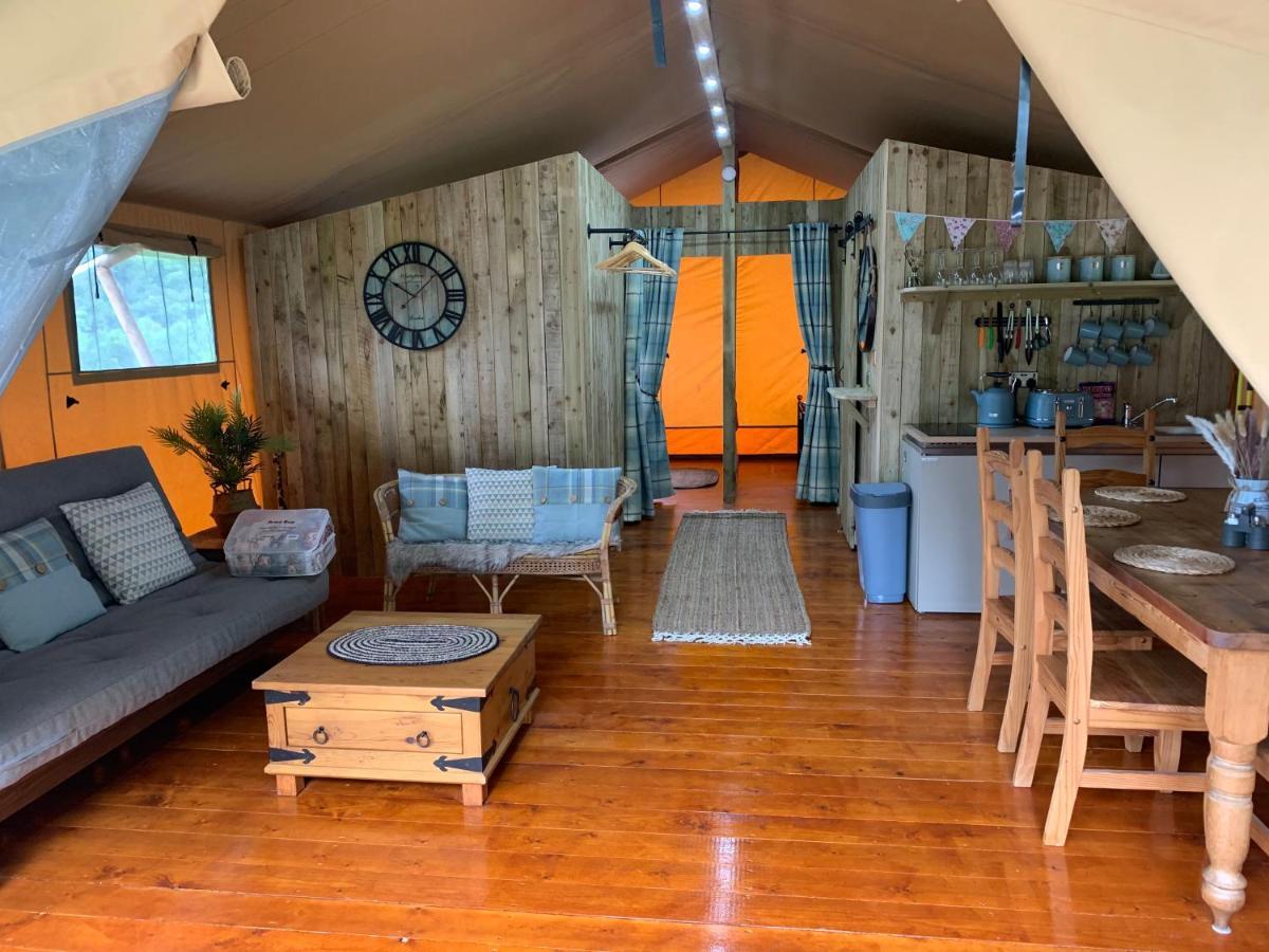 Mountain View Safari Tent With Hot Tub In The Heart Of Snowdonia Dolgellau Eksteriør billede